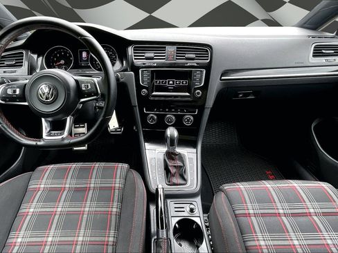 Used 2015 Volkswagen GTI S FWD image 15