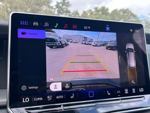 New 2026 Volkswagen Tiguan SE image 64