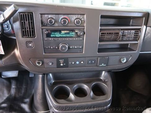 Used 2019 Chevrolet Express 2500 image 27