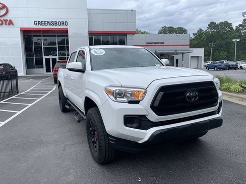 Certified 2023 Toyota Tacoma SR AWD/4WD image 2