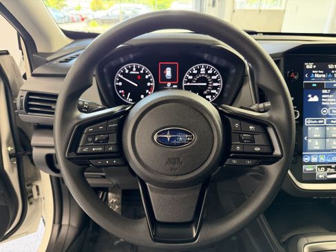 Used 2024 Subaru Crosstrek 2.0i Premium w/ Crosstrek Mirror Package AWD/4WD image 16