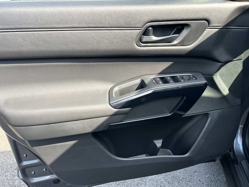 New 2026 Nissan Pathfinder SV w/ Lighting Package FWD image 18