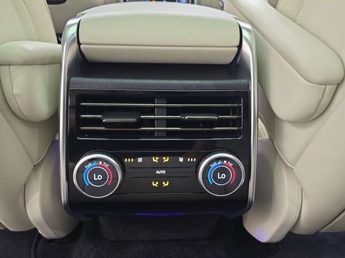 Used 2023 Land Rover Range Rover SE AWD/4WD image 25