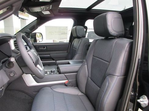 New 2025 Toyota Tundra Platinum AWD/4WD image 20