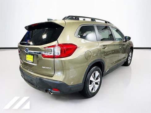 Used 2025 Subaru Ascent Premium image 5