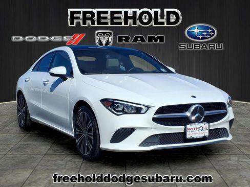 Used 2022 Mercedes-Benz CLA 250 image 1
