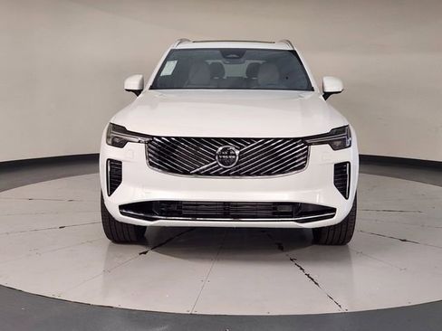 New 2026 Volvo XC90 T8 Plus w/ Protection Package Premier AWD/4WD image 9