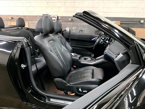 Used 2023 BMW 430i xDrive Convertible w/ M Sport Package AWD/4WD image 10