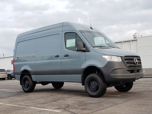New 2026 Mercedes-Benz Sprinter 2500 image 8