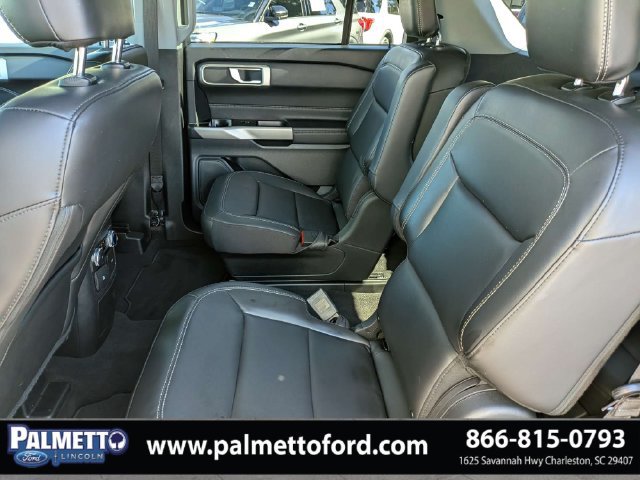Used 2023 Ford Explorer XLT w/ Equipment Group 202A RWD image 15