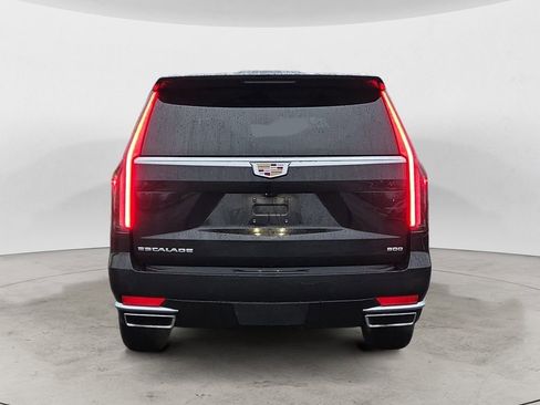 Certified 2021 Cadillac Escalade Premium Luxury image 5