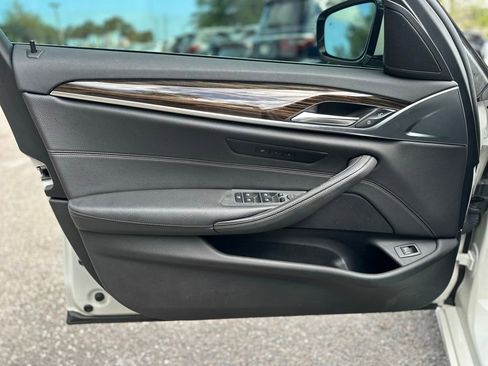 Used 2018 BMW 530i image 31