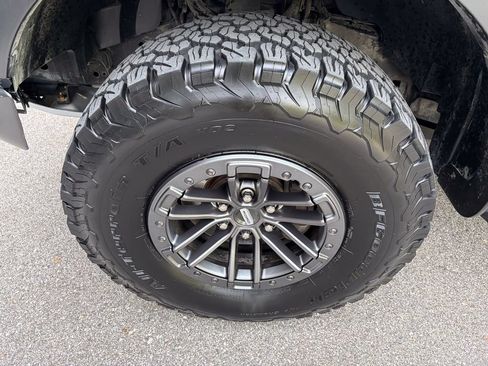 Certified 2019 Ford F150 Raptor w/ Equipment Group 802A Luxury AWD/4WD image 44
