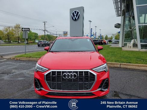 Used 2023 Audi Q3 2.0T Premium w/ 19" Wheel Package AWD/4WD image 2