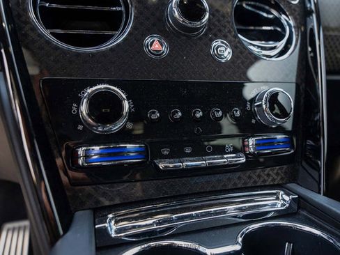 Used 2020 Rolls-Royce Cullinan Black Badge AWD/4WD image 29