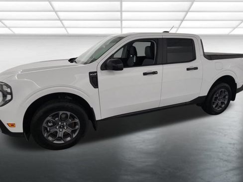 Used 2025 Ford Maverick XLT w/ Equipment Group 301A AWD/4WD image 3