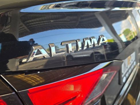 Used 2019 Nissan Altima 2.5 S FWD image 32