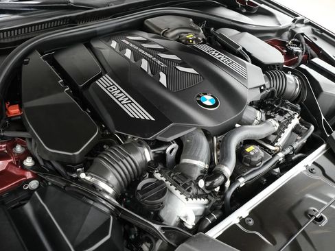 Used 2022 BMW M550i xDrive w/ Executive Package AWD/4WD image 43