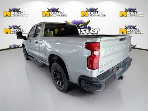 Used 2022 Chevrolet Silverado 1500 W/T w/ WT Value Package RWD image 6