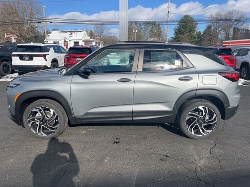 New 2026 Chevrolet TrailBlazer RS w/ Convenience Package image 2
