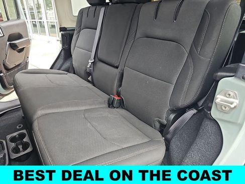 Used 2023 Jeep Wrangler Unlimited w/ Cold Weather Group image 13