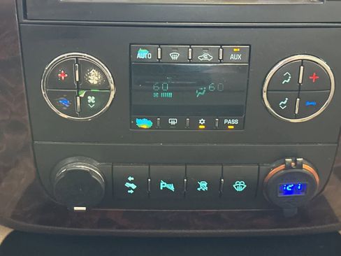 Used 2007 GMC Yukon Denali AWD/4WD image 23