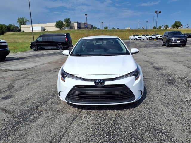 Used 2024 Toyota Corolla LE FWD image 15