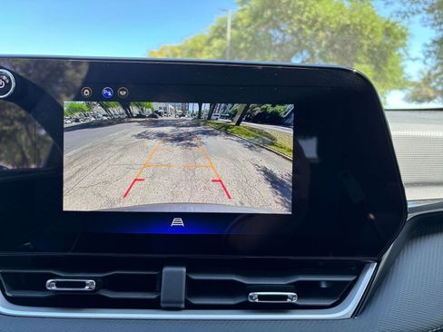 Used 2025 Chevrolet Equinox LT image 20