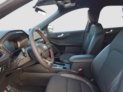 Used 2023 Ford Escape ST-Line w/ Tech Pack #1 image 8