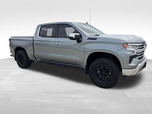 Certified 2026 Chevrolet Silverado 1500 LTZ AWD/4WD image 8