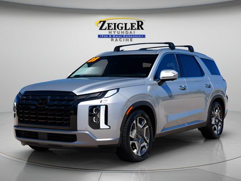 Certified 2023 Hyundai Palisade Limited AWD/4WD image 3