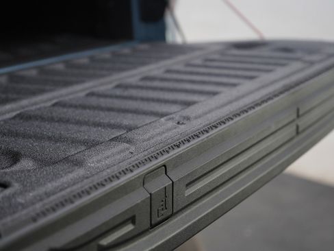 Used 2024 Ford Ranger Lariat w/ FX4 Off-Road Package image 11