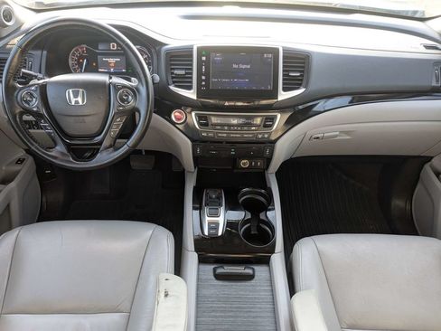 Used 2016 Honda Pilot Touring image 18
