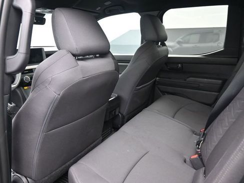 Used 2025 Toyota Tacoma SR5 w/ SR5 Upgrade Package image 10