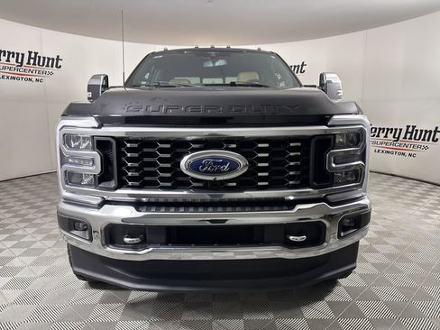 Used 2023 Ford F350 Lariat w/ Tow Technology Package image 2