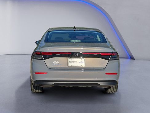 New 2025 Honda Accord SE image 4