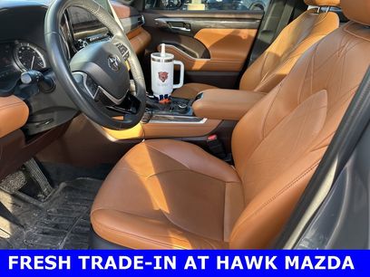 Used 2022 Toyota Highlander Platinum