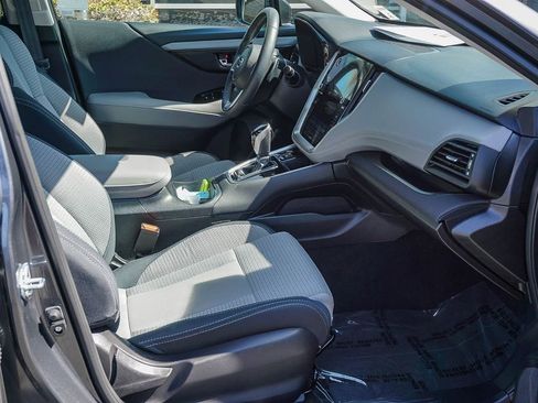 Certified 2025 Subaru Outback Premium AWD/4WD image 12