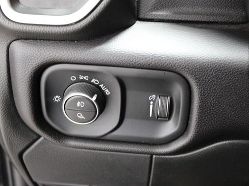 Used 2023 RAM 2500 Big Horn w/ Level 1 Equipment Group image 36