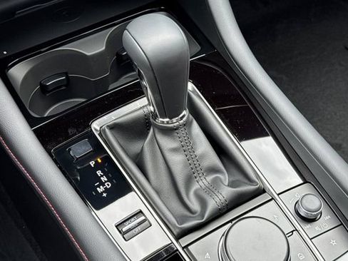 New 2025 MAZDA MAZDA3 Carbon image 23