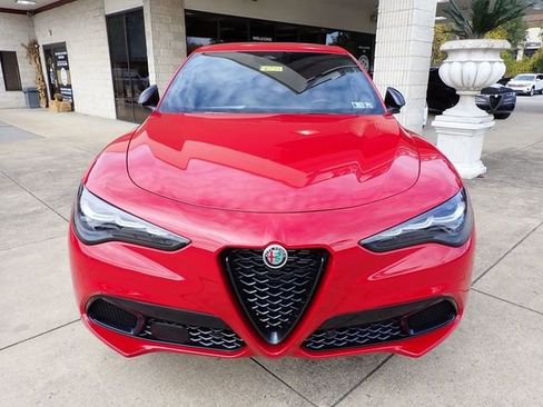 New 2025 Alfa Romeo Stelvio Sprint w/ Convenience Package image 10