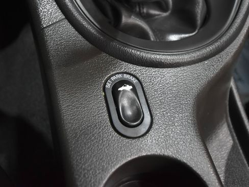 Used 2001 Ford Mustang GT RWD image 31