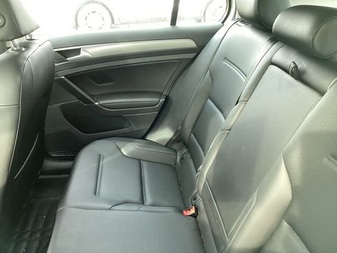 Used 2017 Volkswagen Golf Wolfsburg Edition image 15