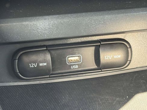 Used 2021 Kia Soul LX FWD image 19