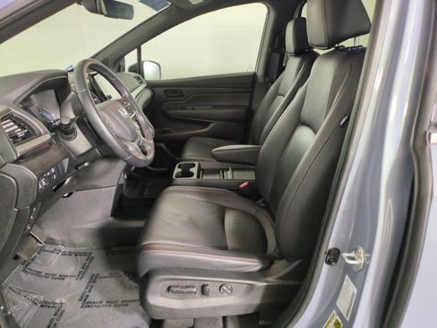 Certified 2024 Honda Odyssey Sport image 13