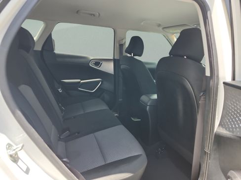 Used 2022 Kia Soul LX w/ Technology Package FWD image 18