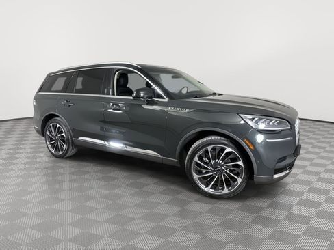 Used 2023 Lincoln Aviator Reserve w/ Equipment Group 201A AWD/4WD image 1