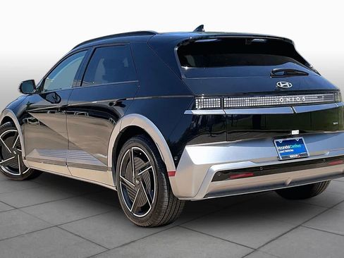 Certified 2025 Hyundai Ioniq 5 Limited AWD/4WD image 11