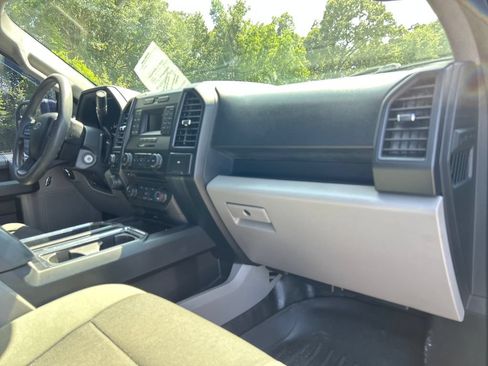 Used 2016 Ford F150 XL w/ Equipment Group 101A Mid AWD/4WD image 12