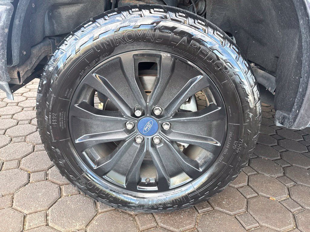 Used 2020 Ford F150 XLT w/ Equipment Group 302A Luxury AWD/4WD image 11